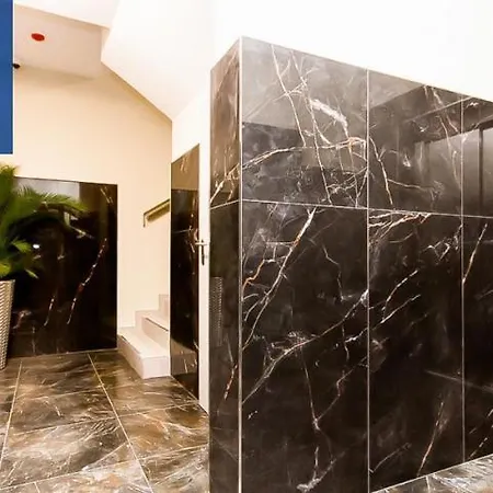 Marble & Wood Daire *